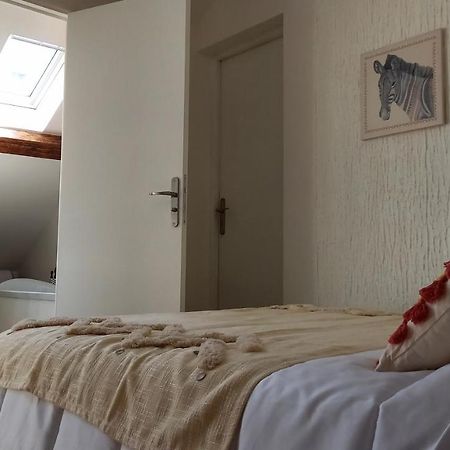 Charmante Maison Cosy A Villabe-Hyper Centre-Gare-Wifi Buitenkant foto